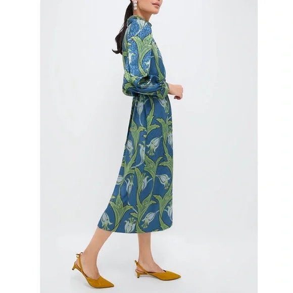 TUCKERNUCK
Deco Floral Satin Faven Dress - Picture 2 of 11